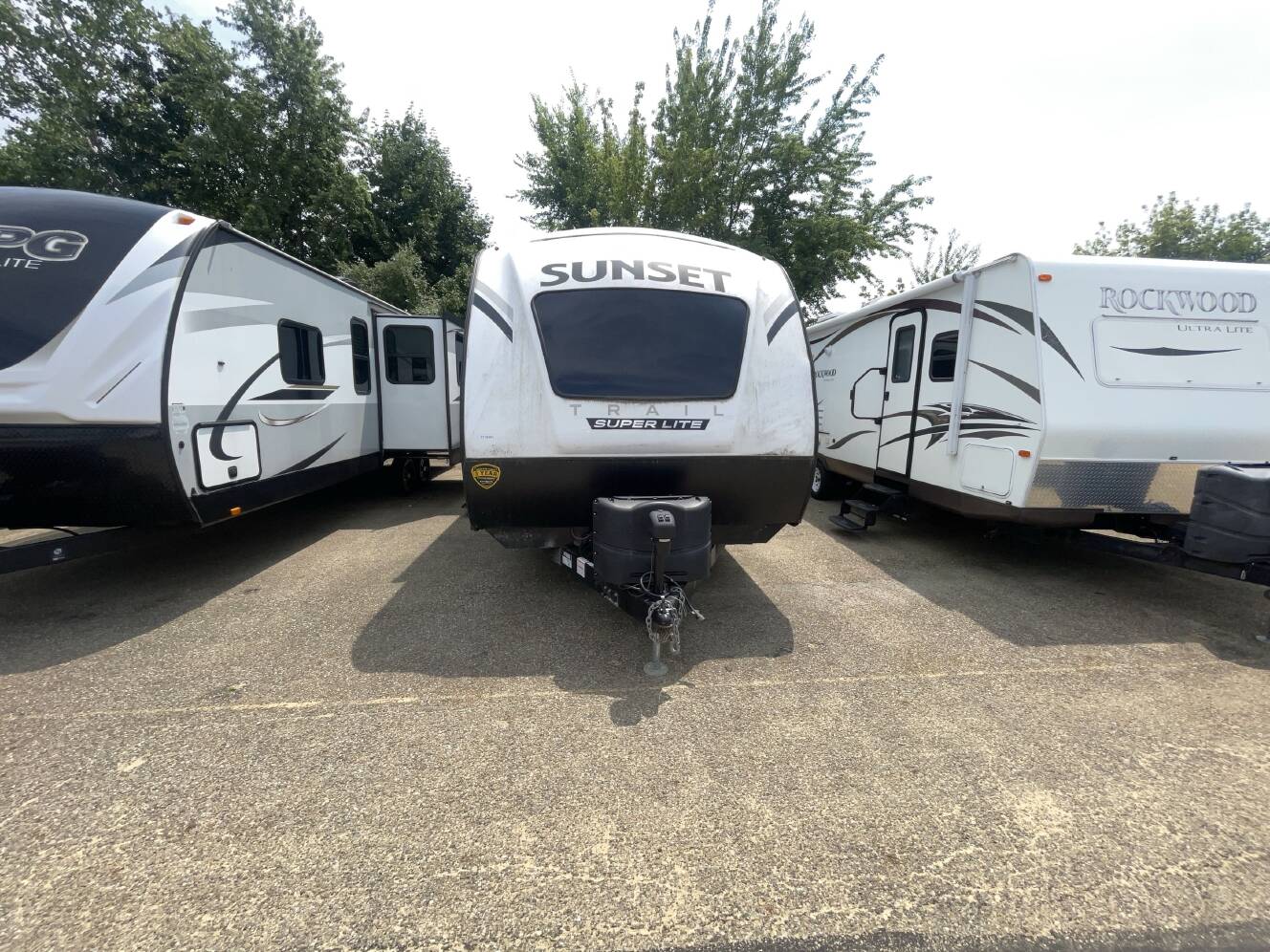 A photo of this 2022 Crossroads SUNSET TRAIL 285CK