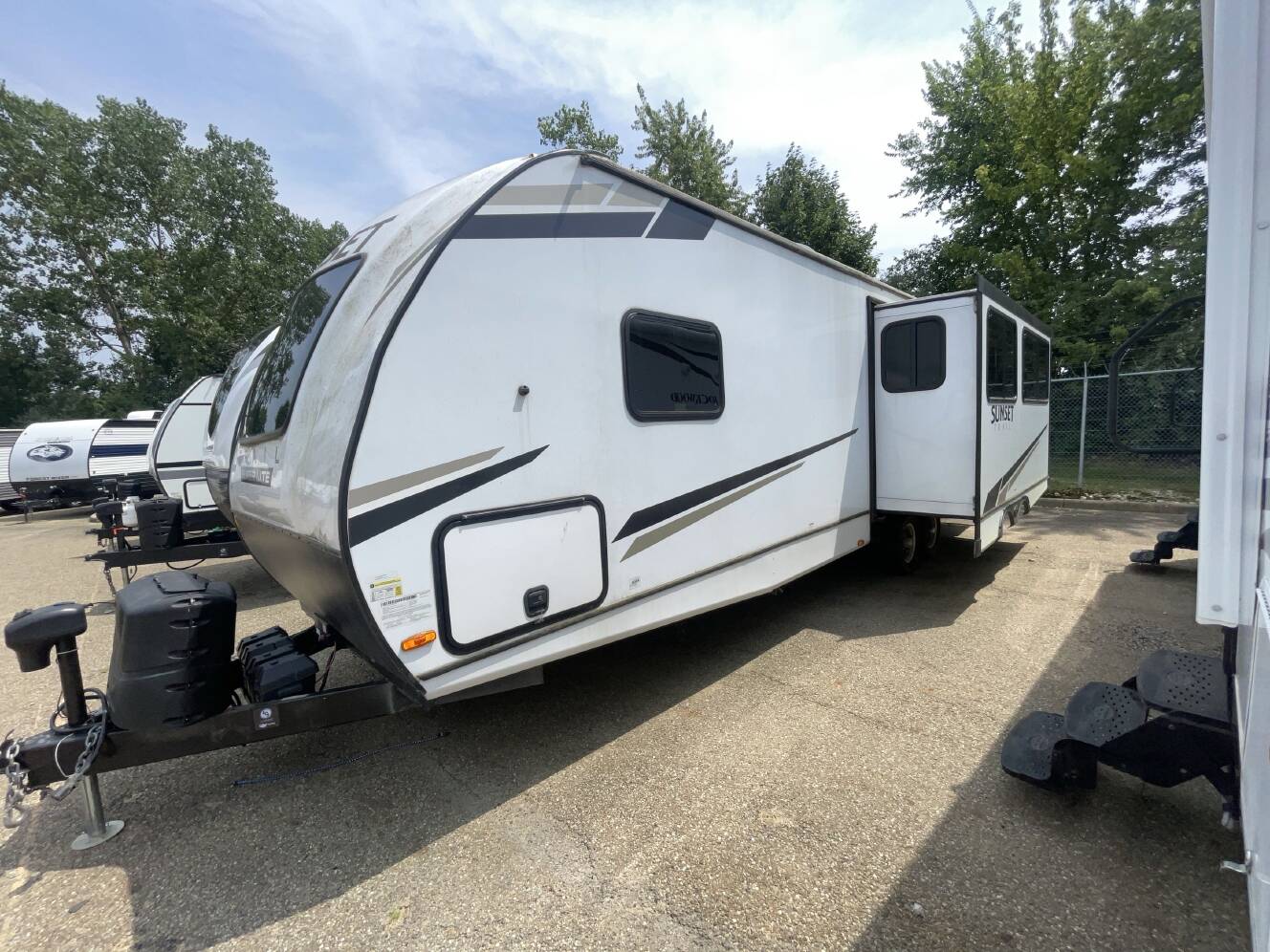 A photo of this 2022 Crossroads SUNSET TRAIL 285CK