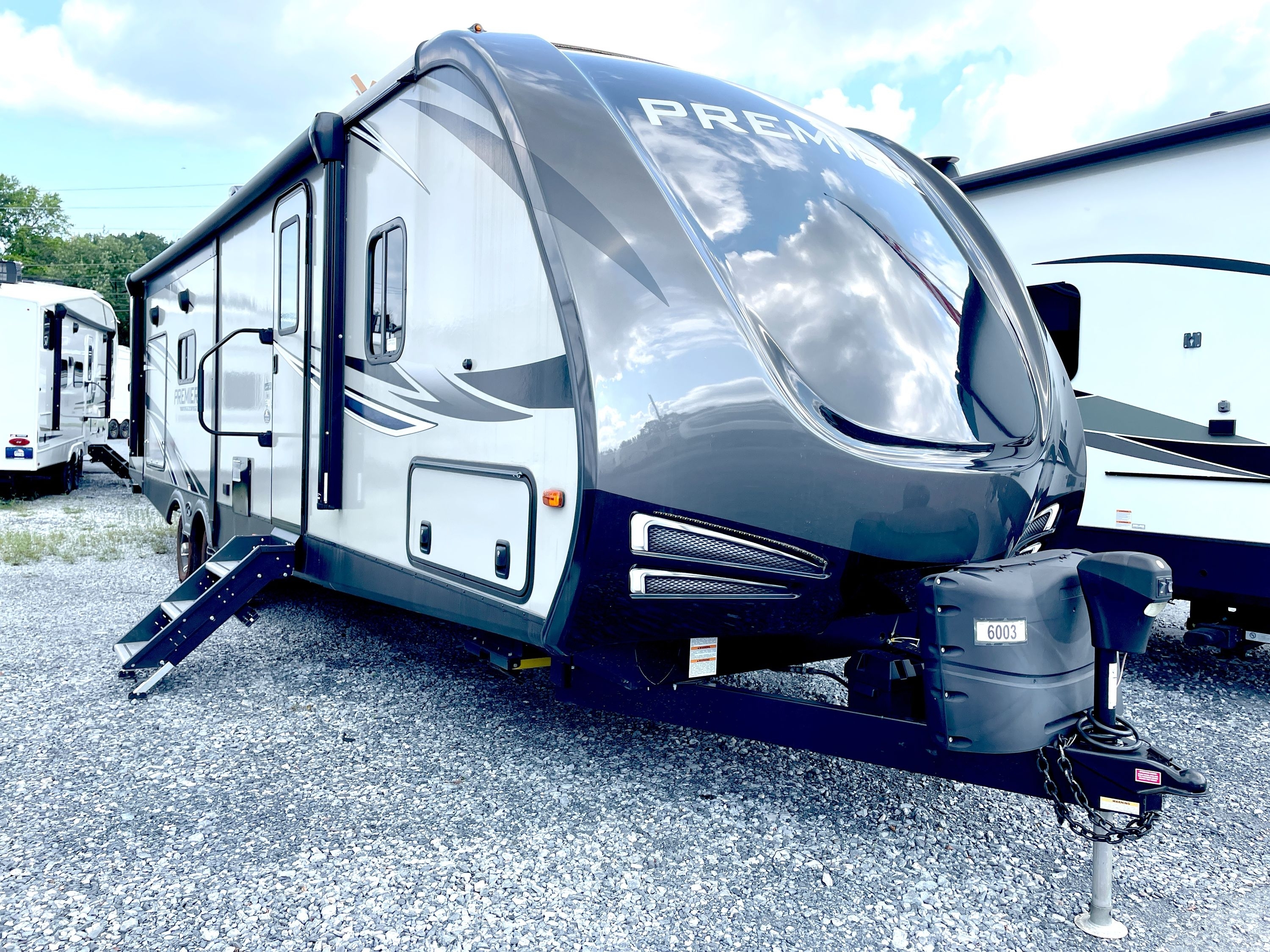 2021 Keystone PREMIER 30RI RV