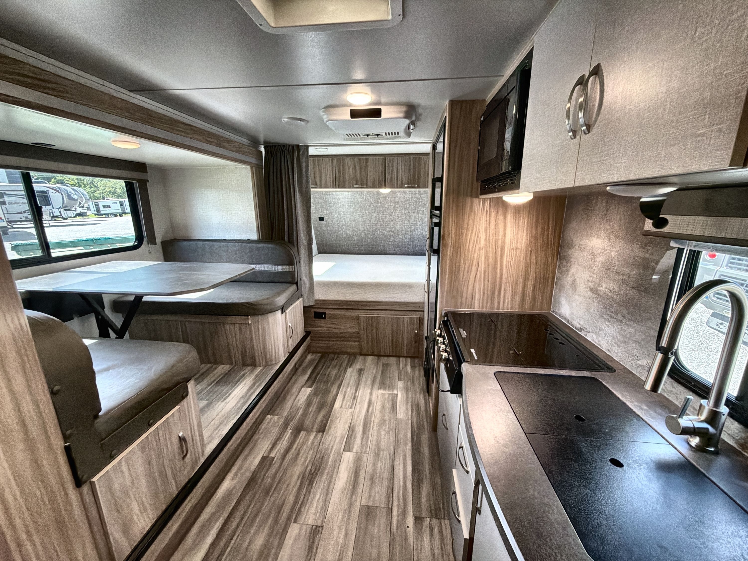 2022 Winnebago MICRO MINNIE 1808FBS in lake city FL