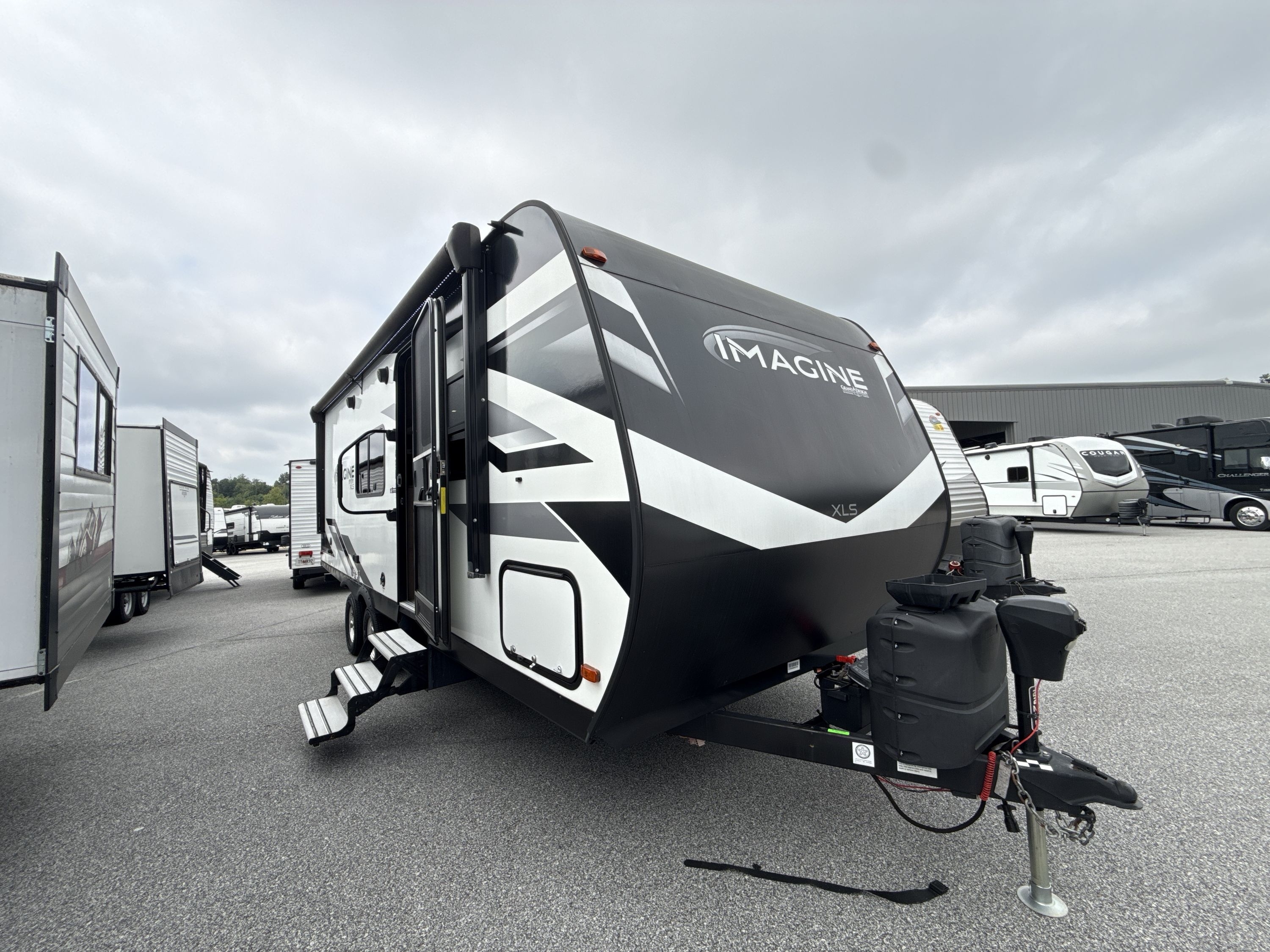 2022 Grand Design IMAGINE XLS 22MLE RV