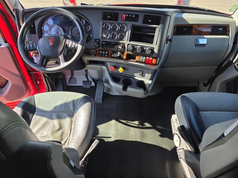 2021 KENWORTH T680