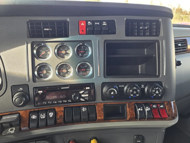 2021 KENWORTH T680
