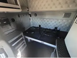 2021 KENWORTH T680