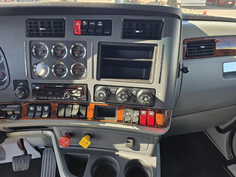 2021 KENWORTH T680