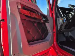 2021 KENWORTH T680