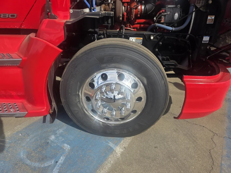 2021 KENWORTH T680