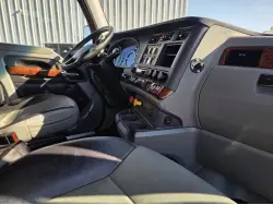 2021 KENWORTH T680
