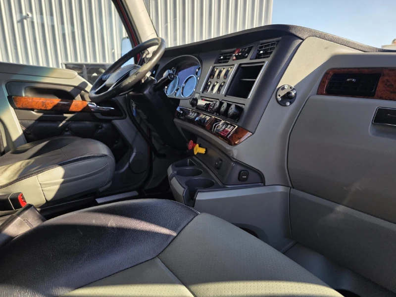 2021 KENWORTH T680