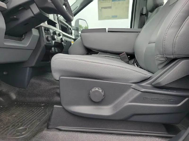 2026 FORD F550