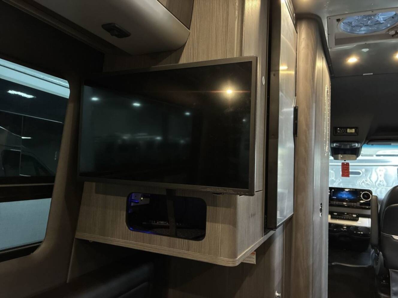 A photo of this 2023 Airstream Interstate 19