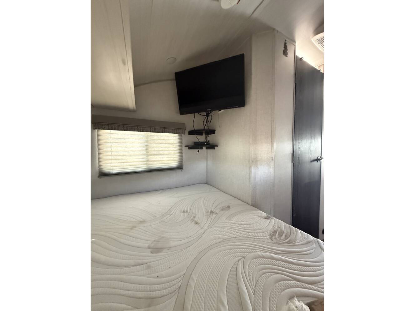 A photo of this 2022 Forest River R-Pod Hood River 190