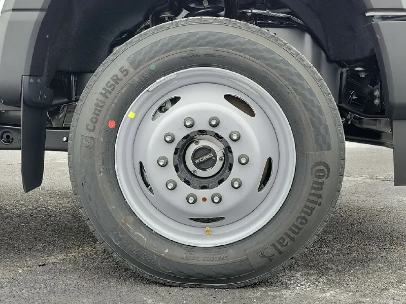 2026 FORD F550