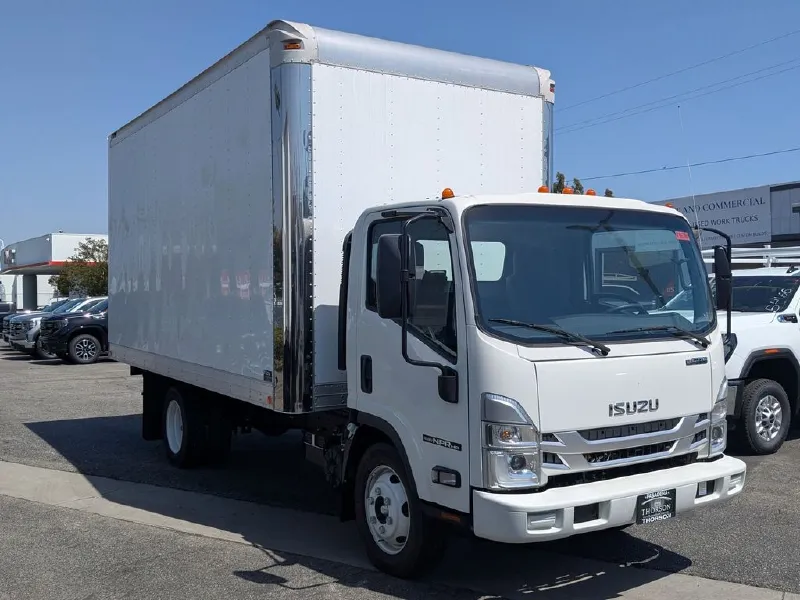 2026 ISUZU NPR HD