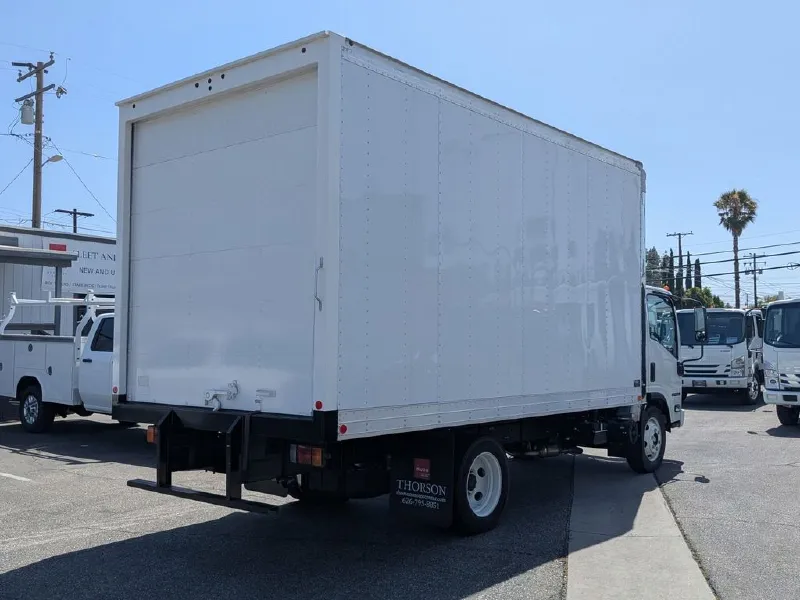 2026 ISUZU NPR HD