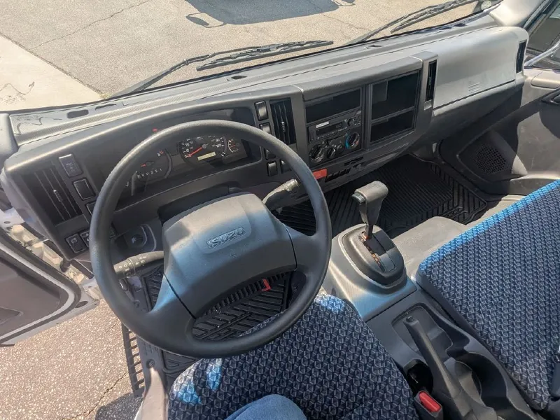 2026 ISUZU NPR HD