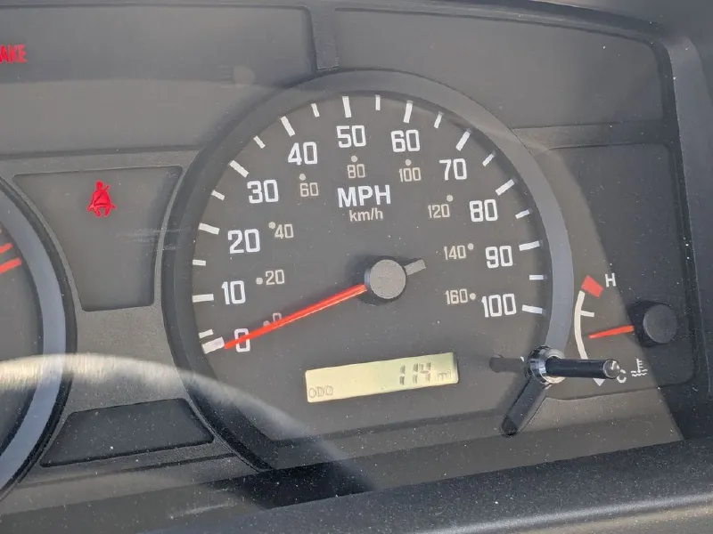 2026 ISUZU NPR HD