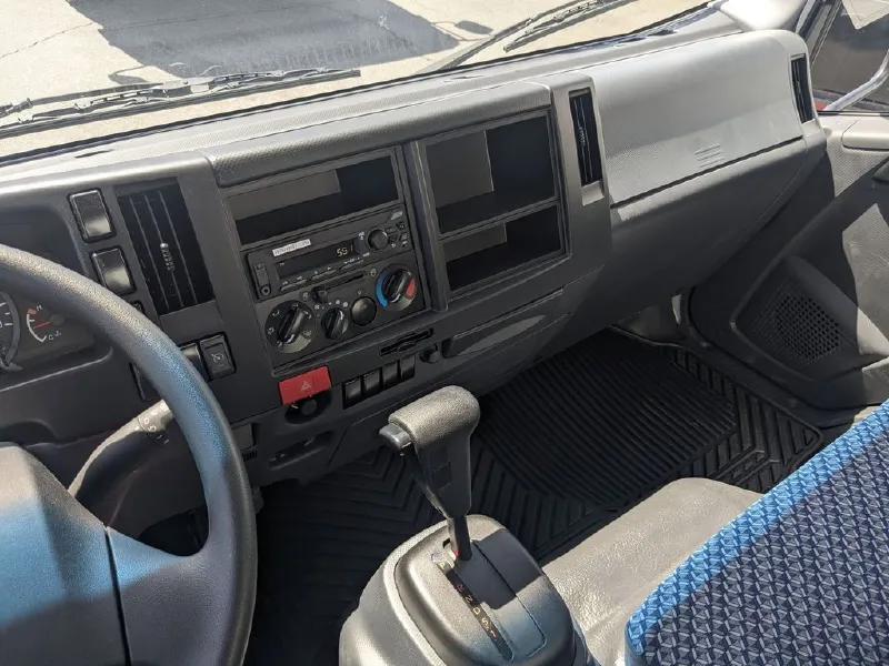 2026 ISUZU NPR HD