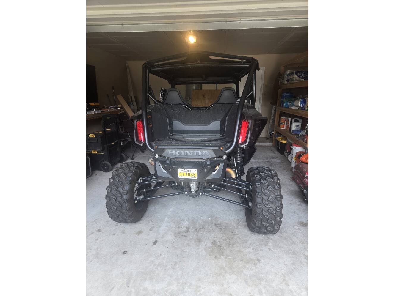 A photo of this 2023 Honda TALON 1000R FOX LIVE VALVE