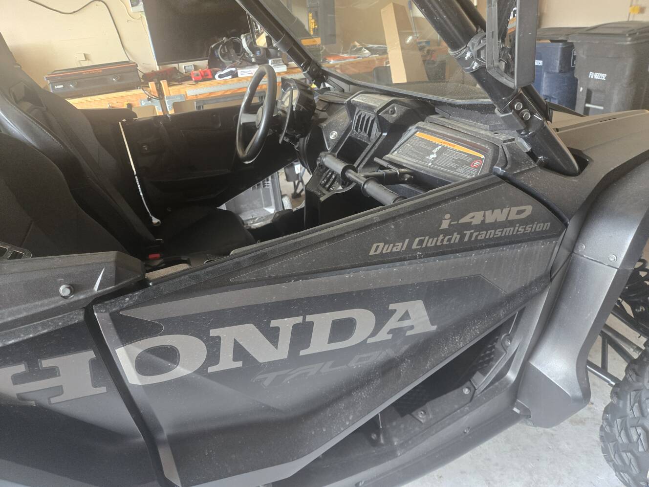 A photo of this 2023 Honda TALON 1000R FOX LIVE VALVE