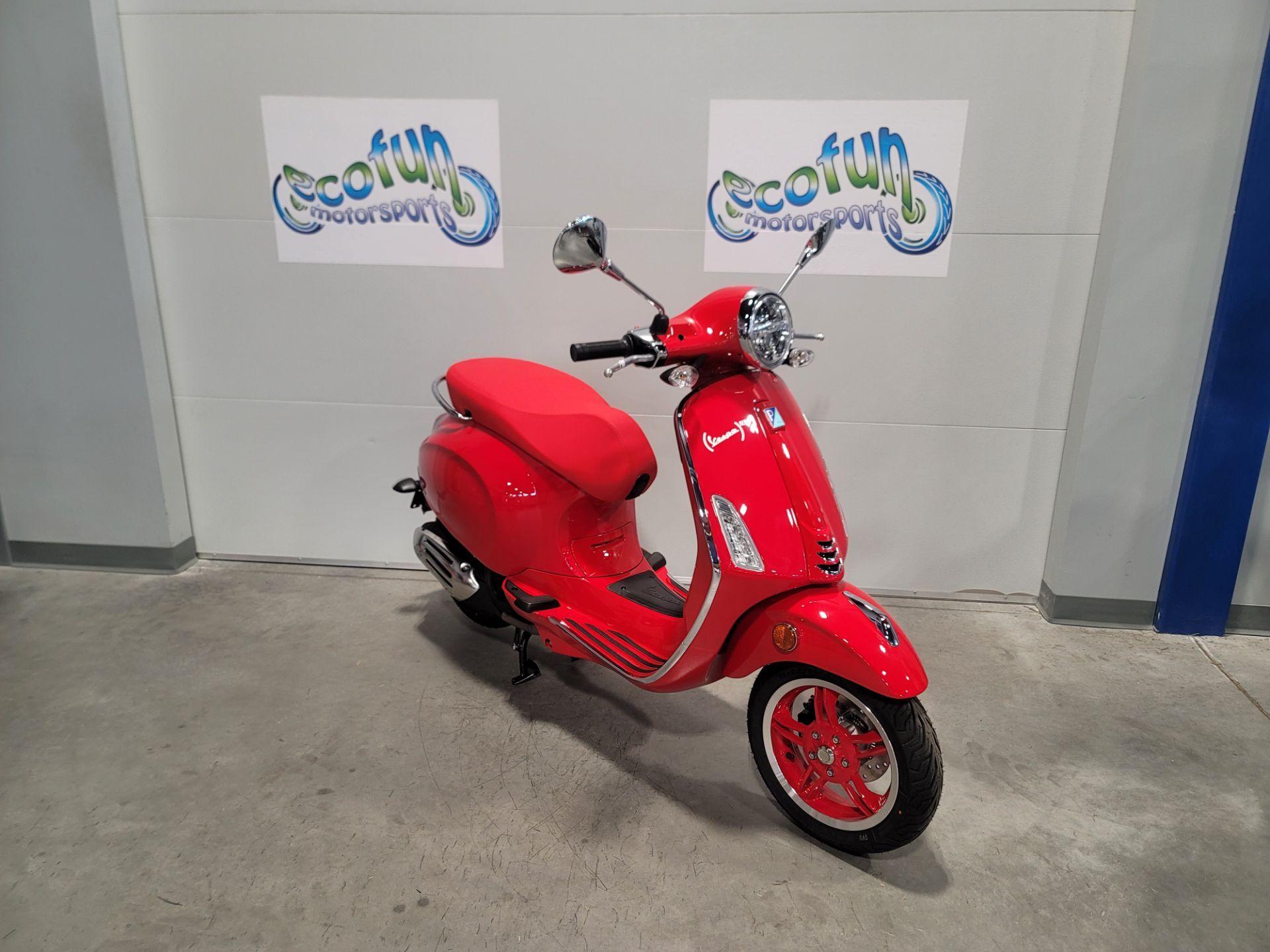 2027 Vespa Primavera 150 Red 150 RED in Forest Lake, MN