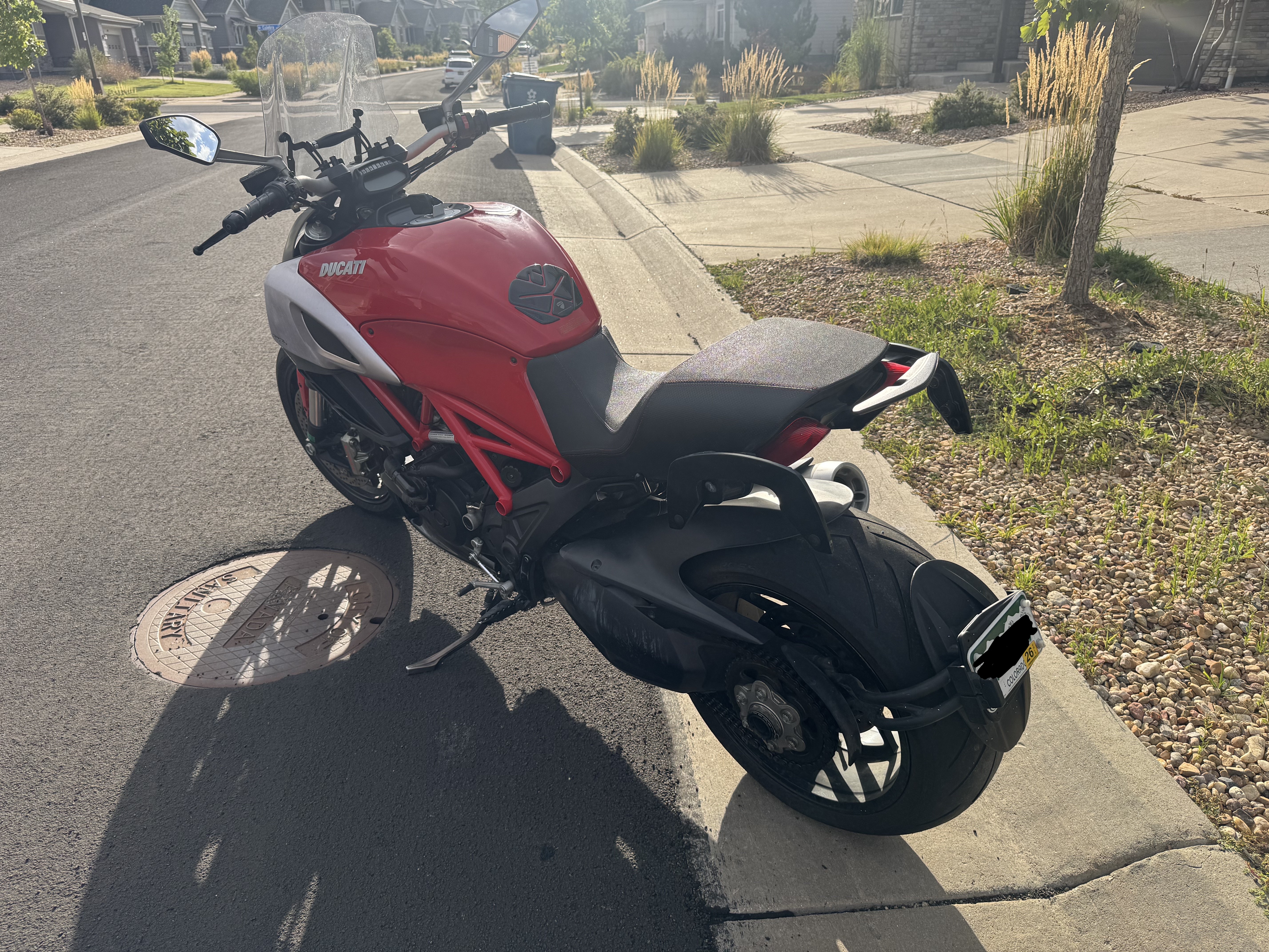 2011 Ducati DIAVEL 1198 1198 in Arvada, CO