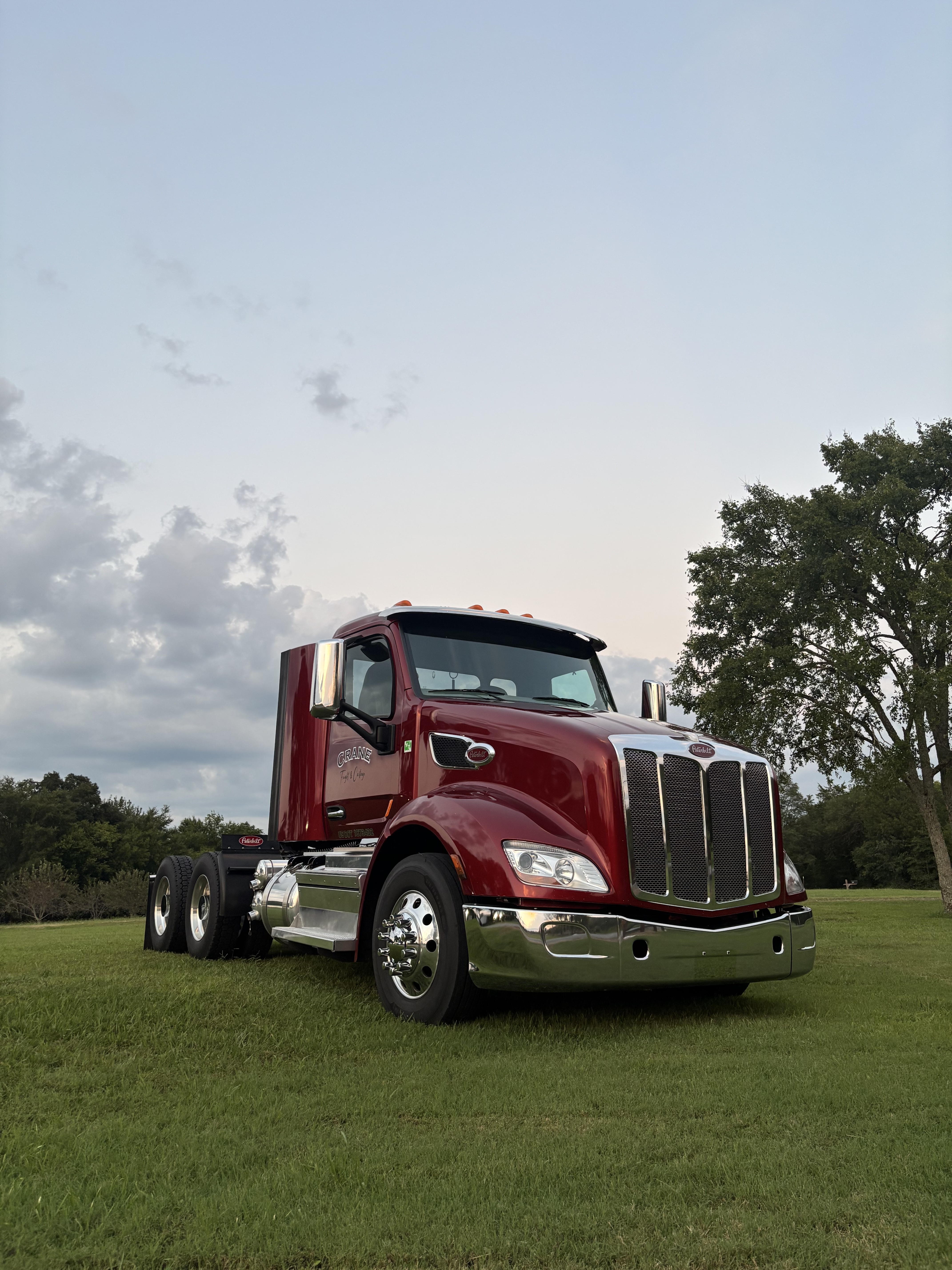 2022 PETERBILT 579 in Lebanon, TN
