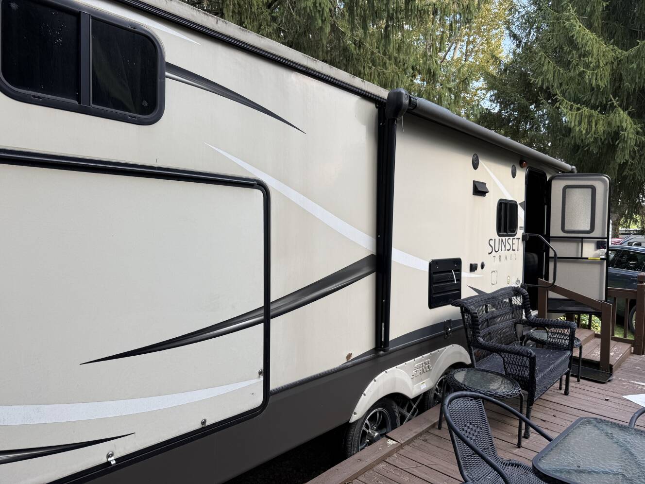 A photo of this 2015 Crossroads SUNSET TRAIL 300BH