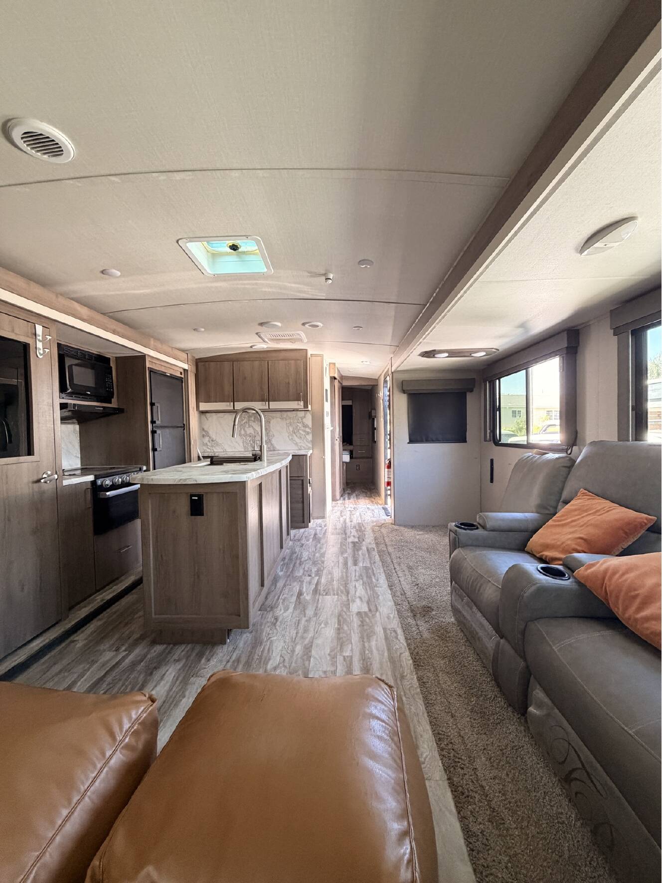 A photo of this 2022 Grand Design IMAGINE 2970RL