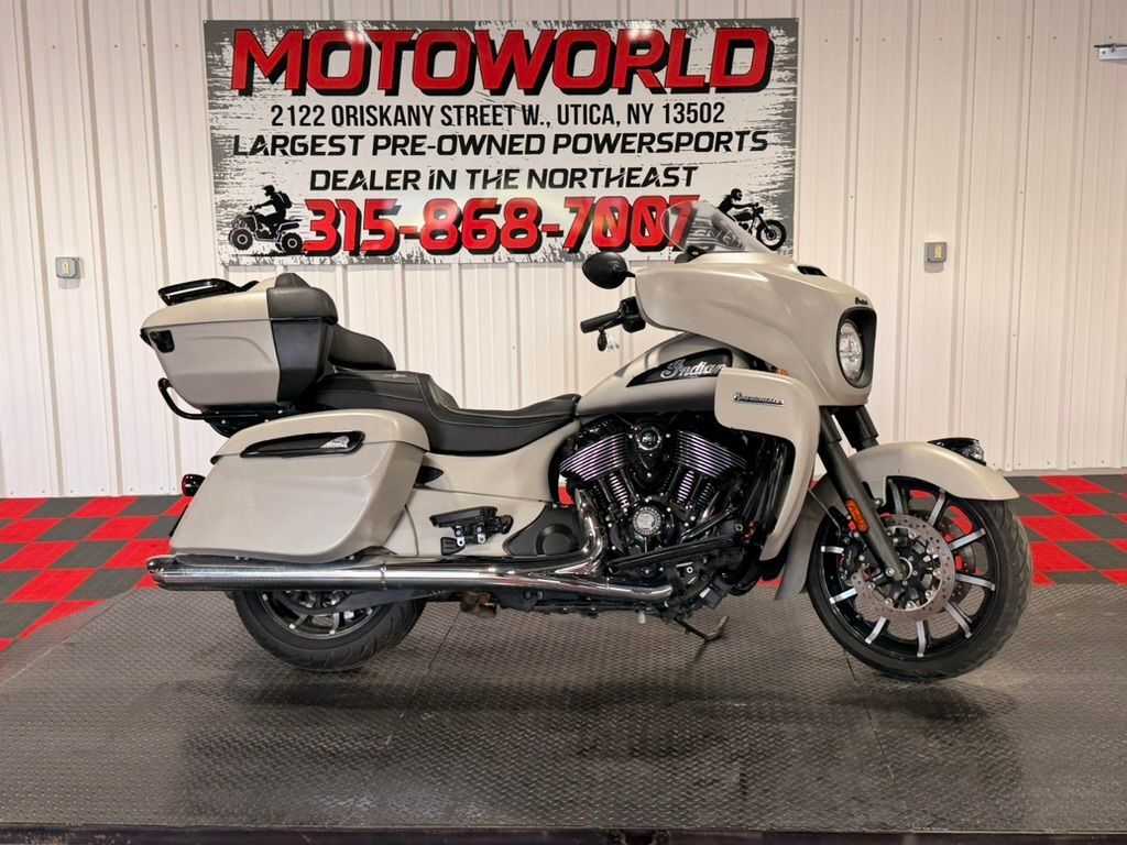 2022 Indian Motorcycle Roadmaster® Dark Horse® DARK HORSE in Utica, NY