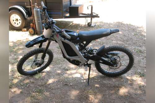2024 Sur-Ron LIGHT BEE X in descanso CA