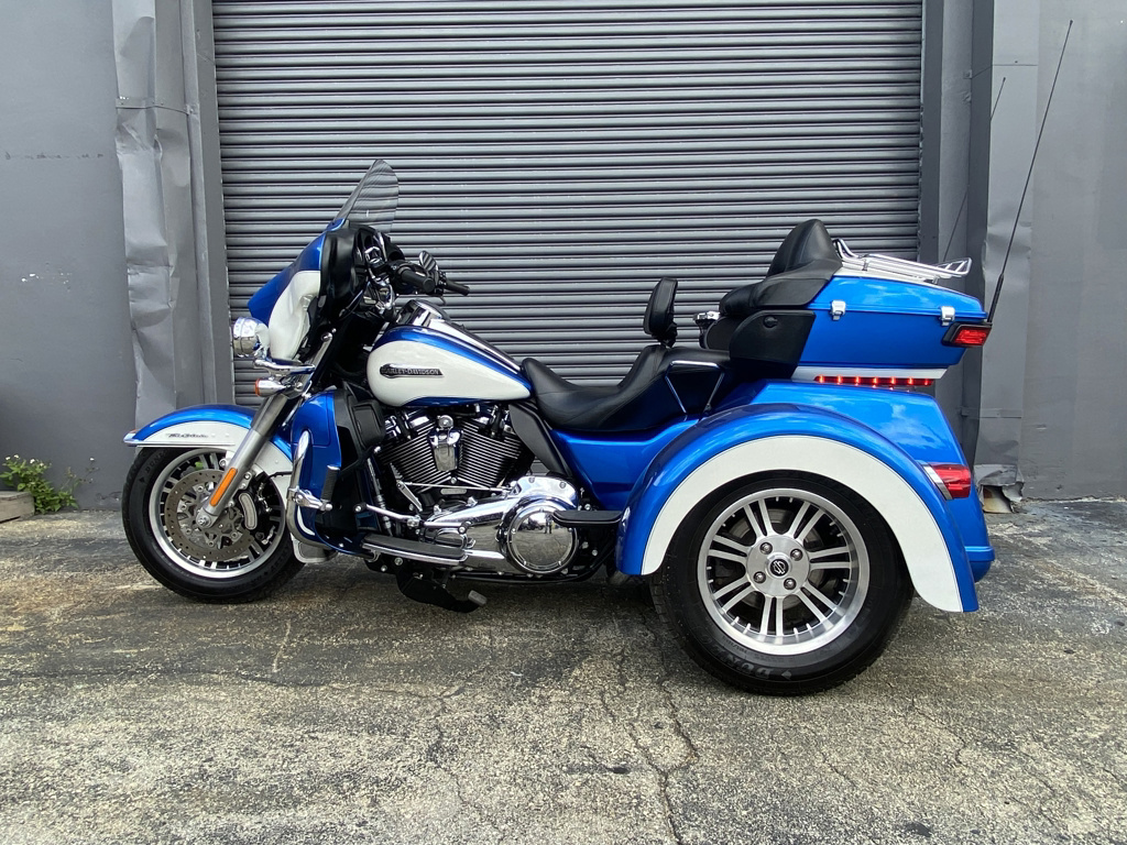 2018 Harley-Davidson Trike TRI GLIDE ULTRA CLASSIC 107 ULTRA CLASSIC in Miami, FL