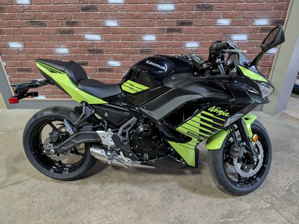 2026 Kawasaki Ninja 650 ABS ABS in Dimondale, MI