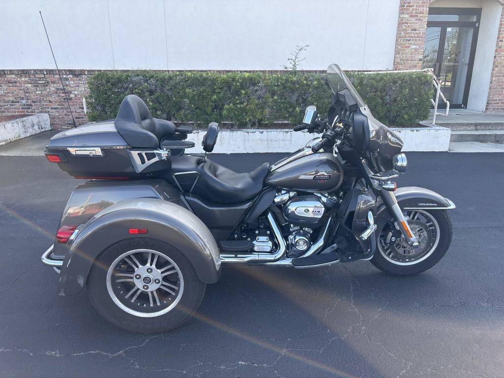 2023 Harley-Davidson FLHTCUTG - Tri Glide Ultra ULTRA CLASSIC in Daytona Beach, FL