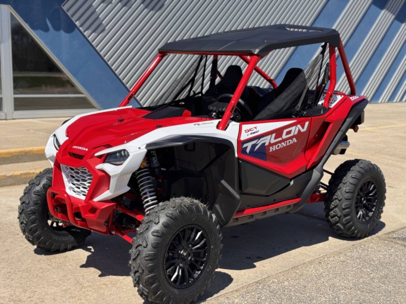 A photo of this 2026 Honda Talon 1000X FOX Live Valve
