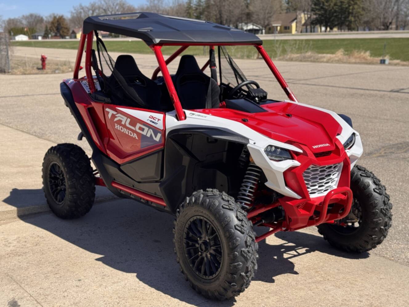 A photo of this 2026 Honda Talon 1000X FOX Live Valve