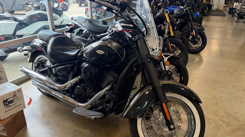 2023 Kawasaki Vulcan 900 Classic Classic CLASSIC in Sublimity, OR
