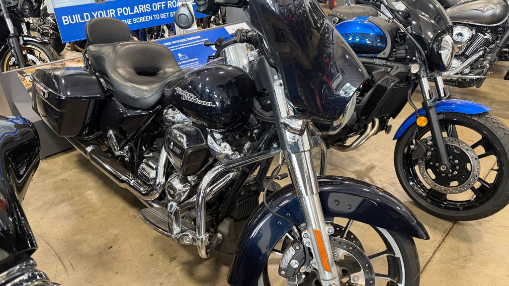 2020 Harley-Davidson Street Glide Base in Sublimity, OR