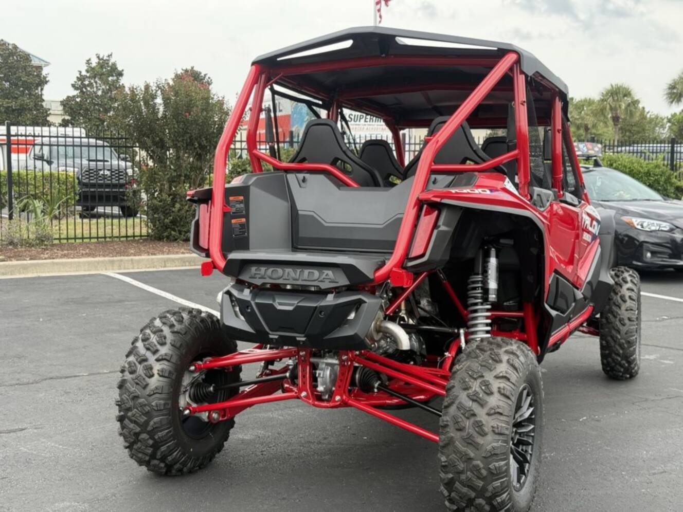 A photo of this 2026 Honda Talon 1000R 4 FOX Live Valve