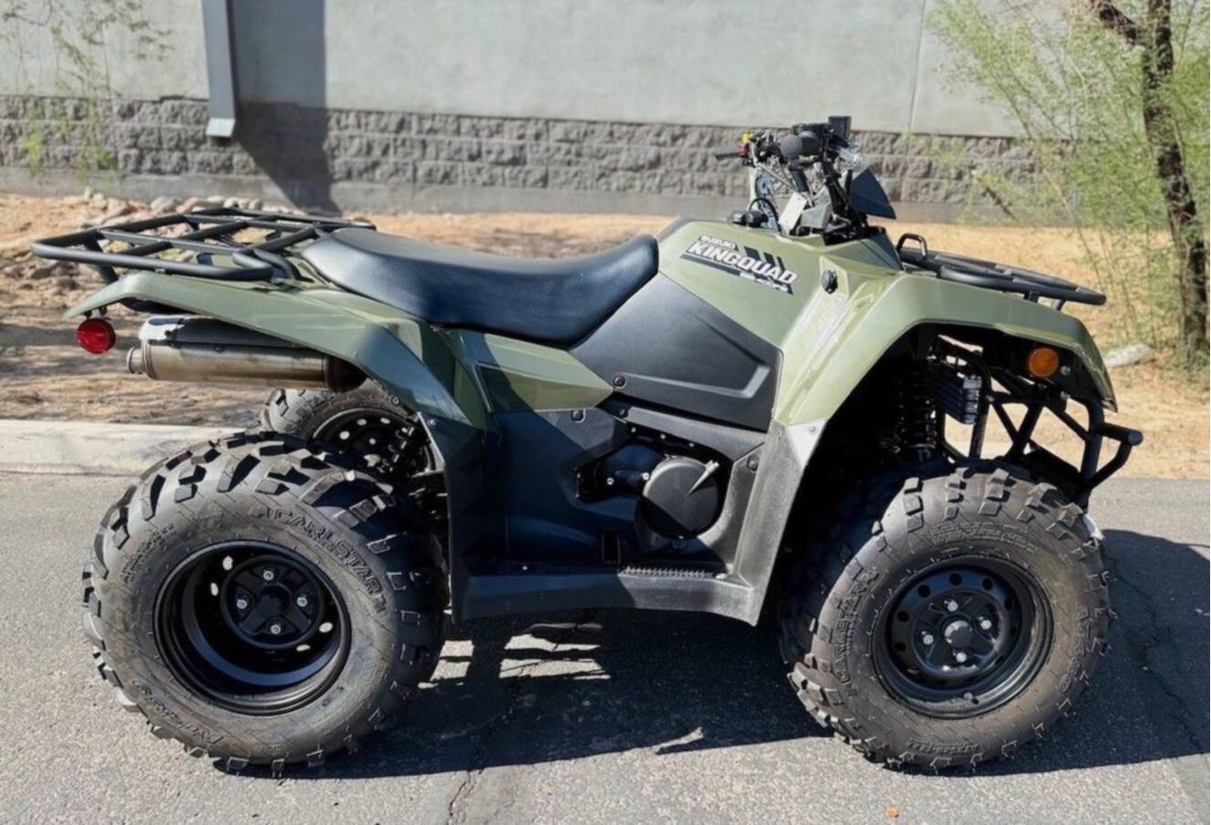 A photo of this 2026 Suzuki KingQuad 400 FSi