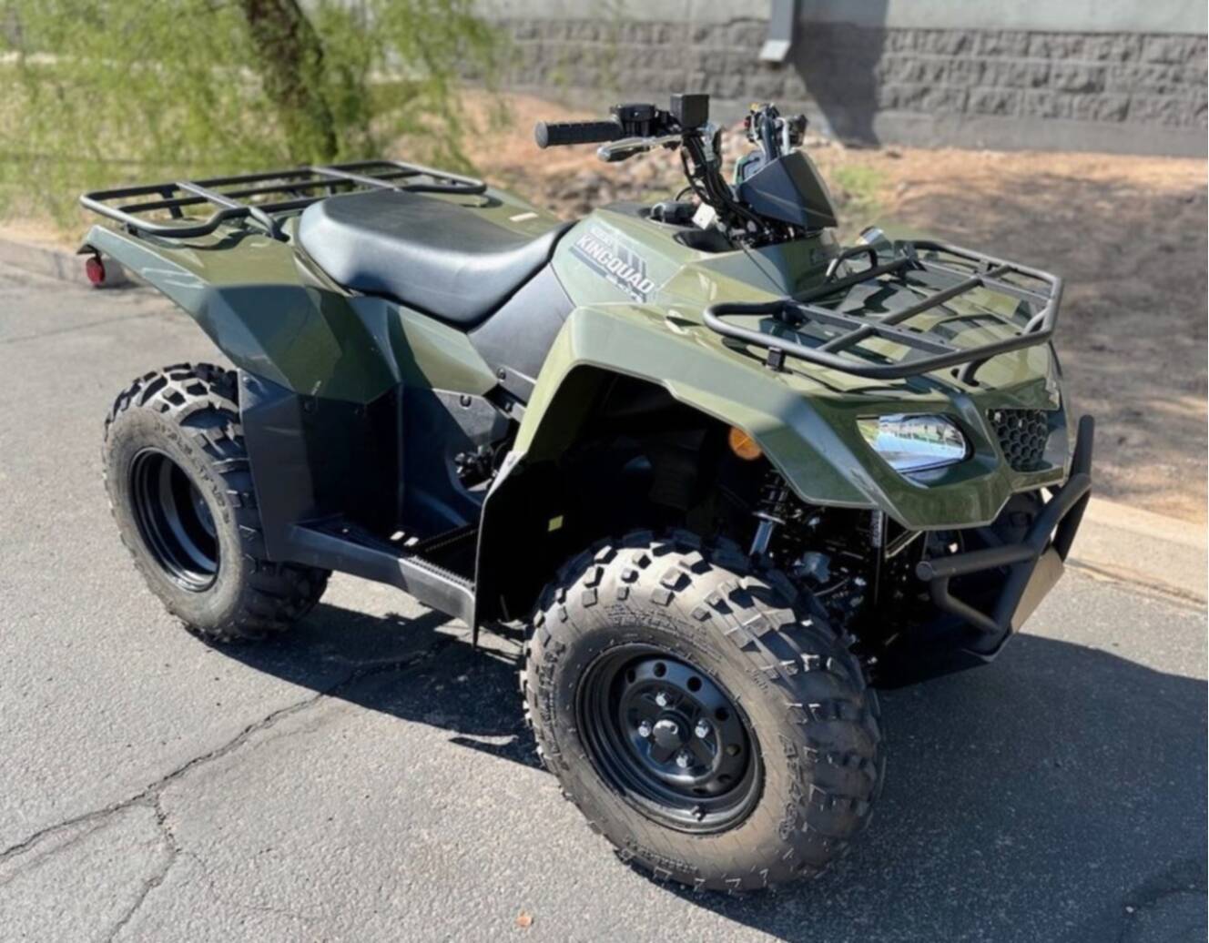 A photo of this 2026 Suzuki KingQuad 400 FSi