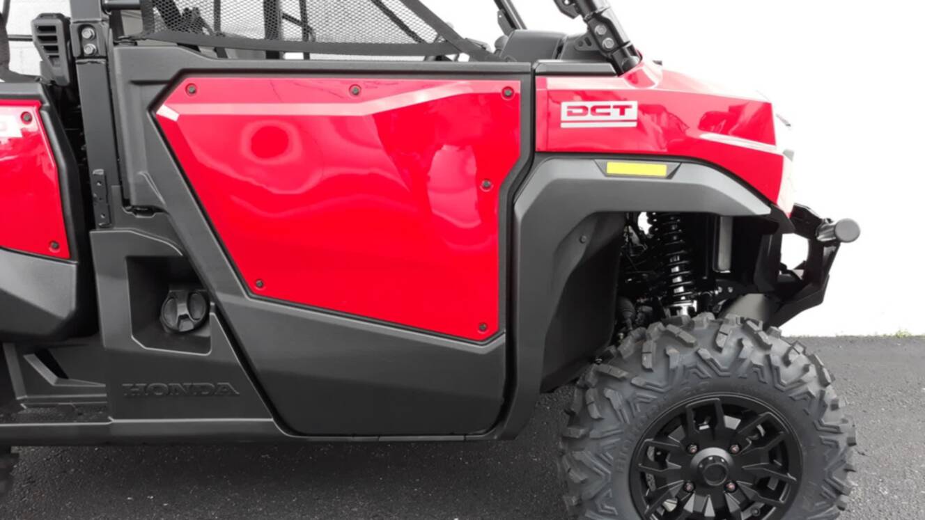 A photo of this 2026 Honda Pioneer 1000-5 Deluxe
