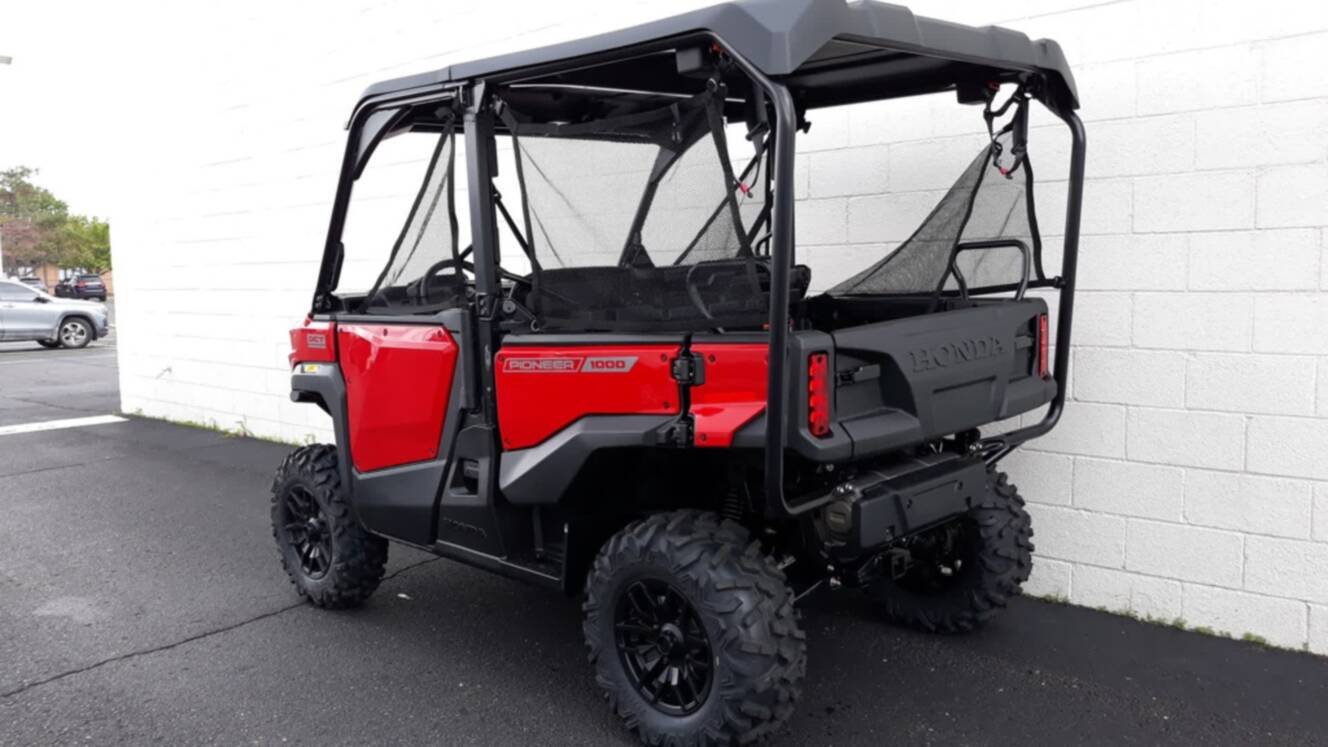A photo of this 2026 Honda Pioneer 1000-5 Deluxe