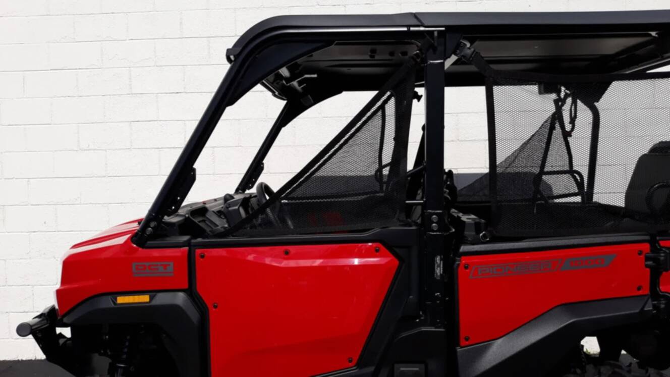 A photo of this 2026 Honda Pioneer 1000-5 Deluxe