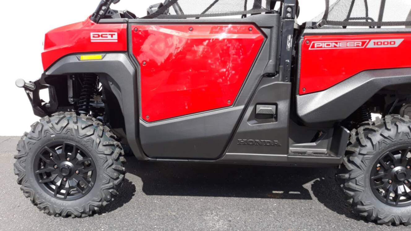 A photo of this 2026 Honda Pioneer 1000-5 Deluxe