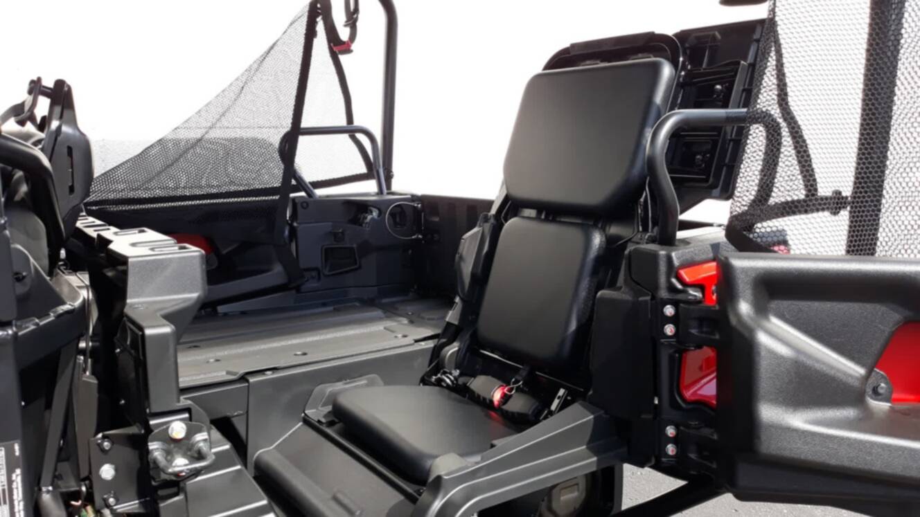 A photo of this 2026 Honda Pioneer 1000-5 Deluxe