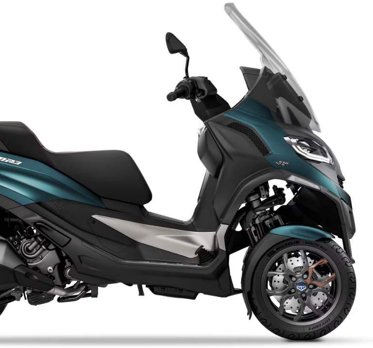 2027 Piaggio MP3 530 MY19 in South Charleston, WV