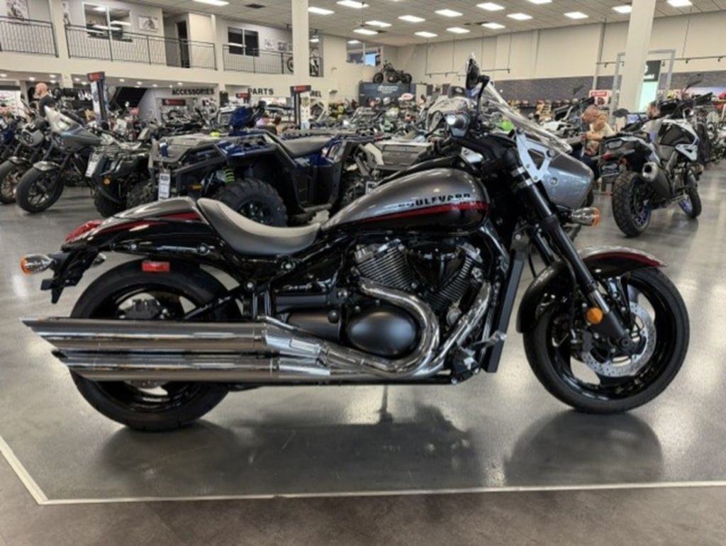 2019 Suzuki Boulevard M90 M90 in Hagerstown, MD