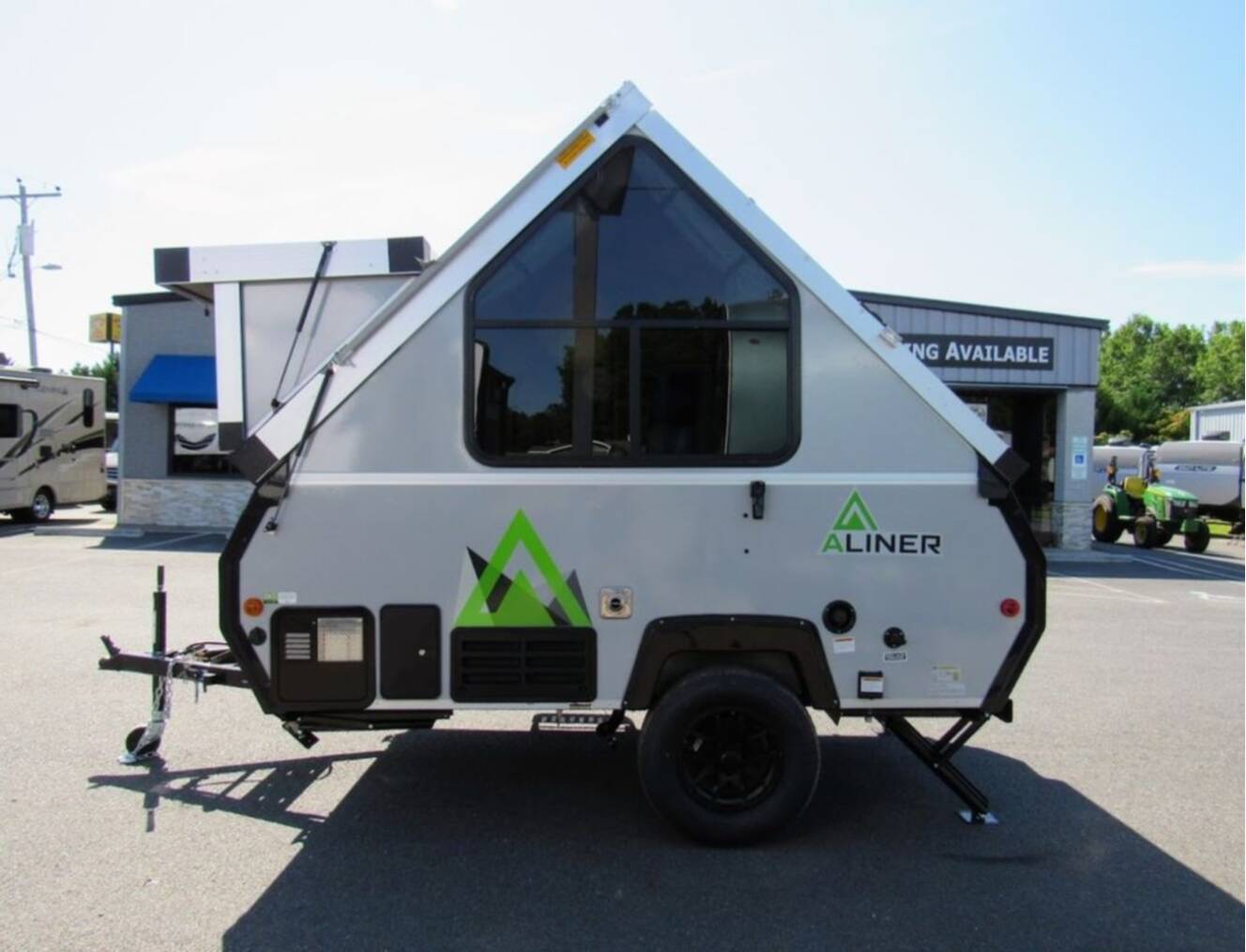 A photo of this 2025 Aliner Ranger 10 Dual Bed