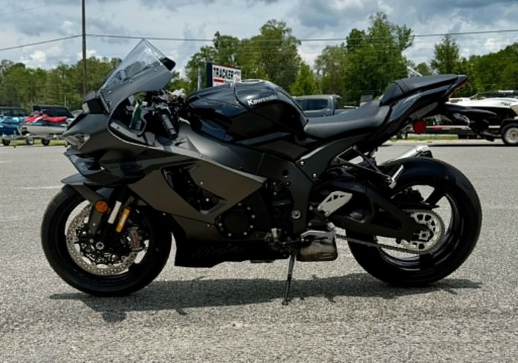 2026 Kawasaki NINJA® ZX -10R ABS ABS KRT EDITION in Alachua, FL